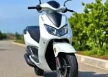 Nova Kymco Downtown 300i 2025