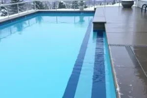 piscina vazia